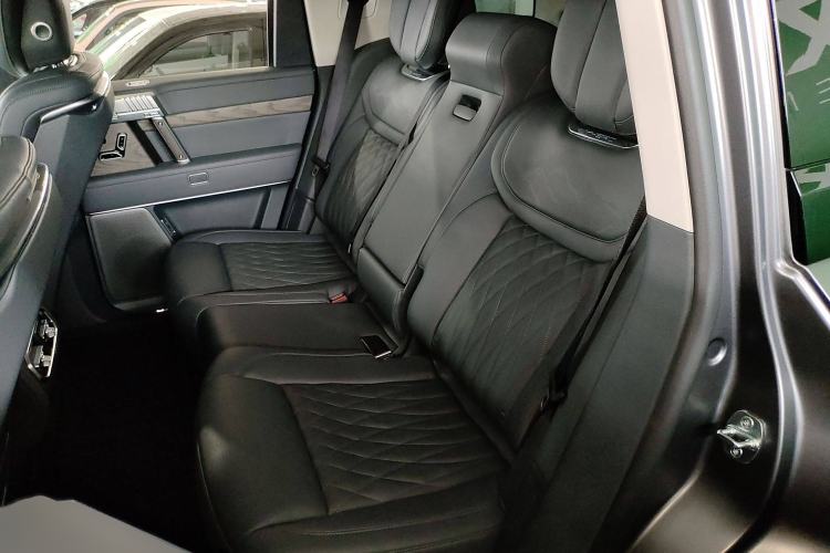 Used Brave warrior 917 2023 Range-Extended Base Model Interior 2