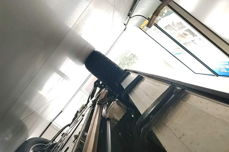 Used Brave warrior 917 2023 Range-Extended Base Model Right Side Sill