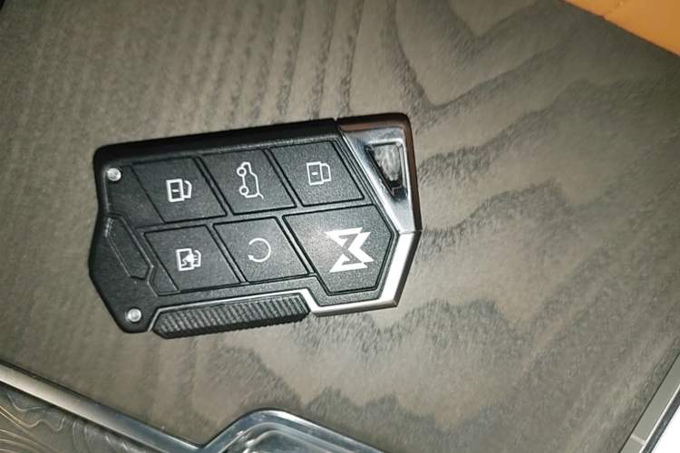 Used Brave warrior 917 2023 Range-Extended Base Model Vehicle Key