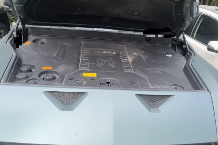 Used Brave warrior 917 2023 Range-Extended Base Model Engine Bay