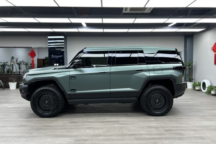 Used Brave warrior 917 2023 Range-Extended Base Model Exterior 3