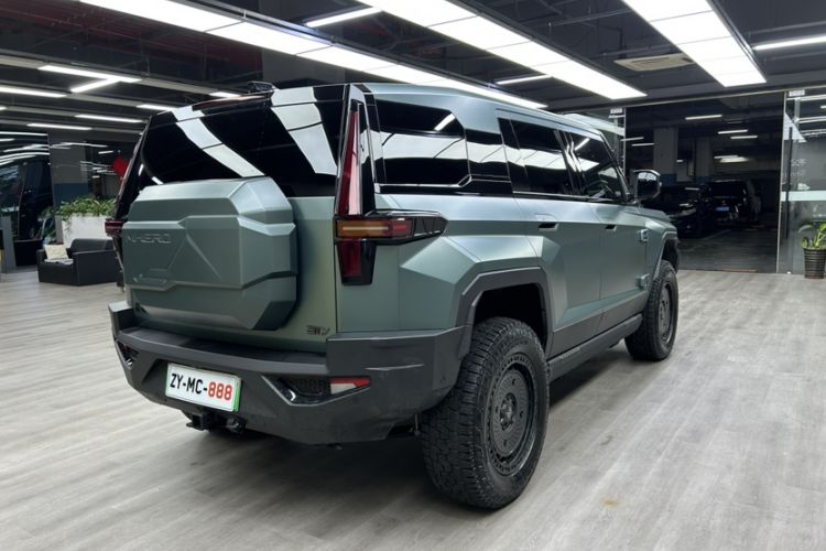 Used Brave warrior 917 2023 Range-Extended Base Model Exterior 5