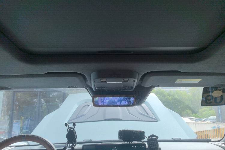 Used Brave warrior 917 2023 Range-Extended Base Model Headliner