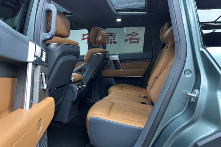 Used Brave warrior 917 2023 Range-Extended Base Model Interior 7