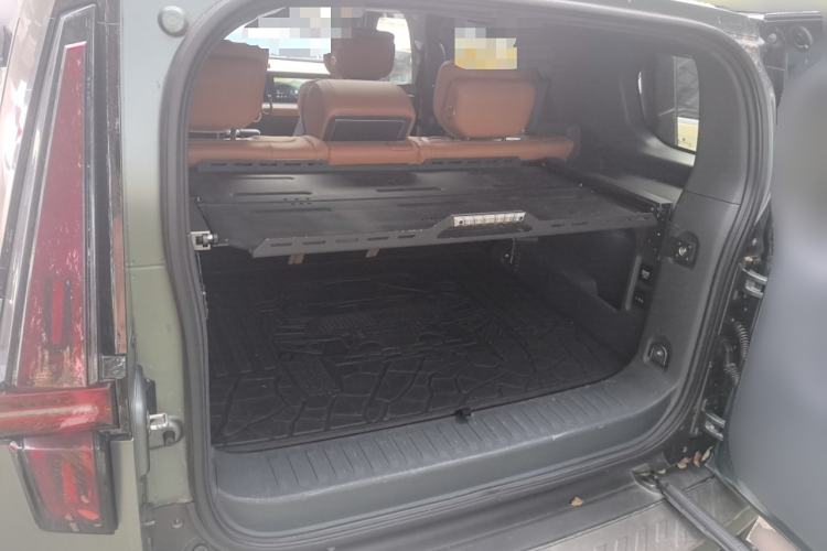 Used Brave warrior 917 2023 Range-Extended Base Model Trunk