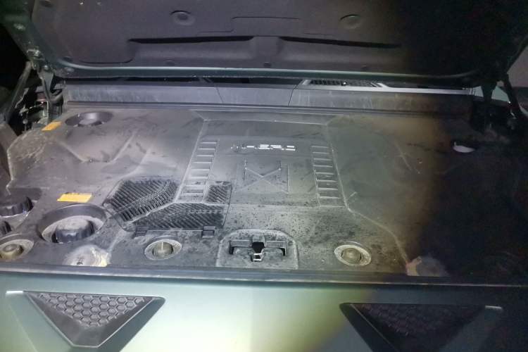Used Brave warrior 917 2023 Range-Extended Base Model Engine Bay