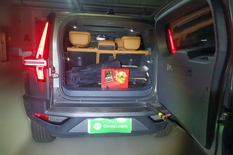 Used Brave warrior 917 2023 Range-Extended Base Model Trunk
