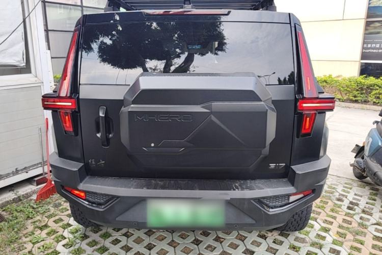 Used Brave warrior 917 2024 Extended-Range Highland Lion Edition Rear