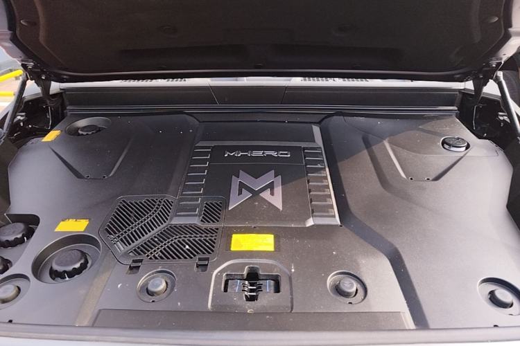 Used Brave warrior 917 2026 Model Range-Extended Base Version Engine Bay