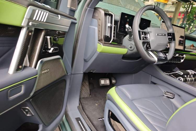 Used Brave warrior M800 2024 Flat-Top Version Driver Seat