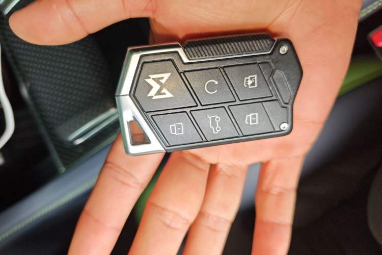 Used Brave warrior M800 2024 Flat-Top Version Vehicle Key