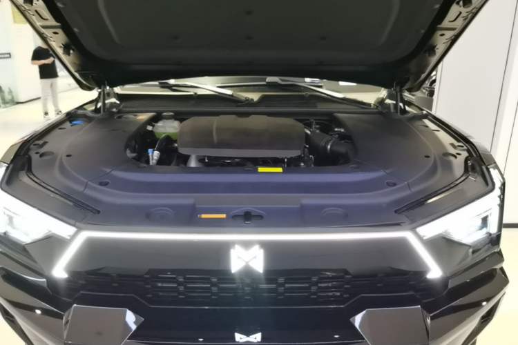 Used Brave warrior M817 2025 Model, Max Engine Bay
