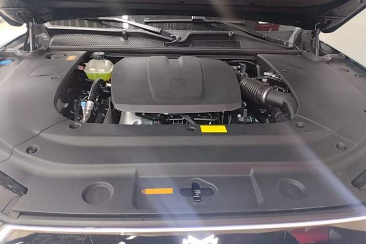 Used Brave warrior M817 2025 Model, Max Engine Bay