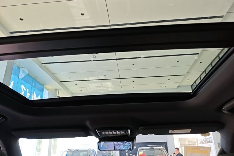 Used Brave warrior M817 2025 Model, Hero Headliner