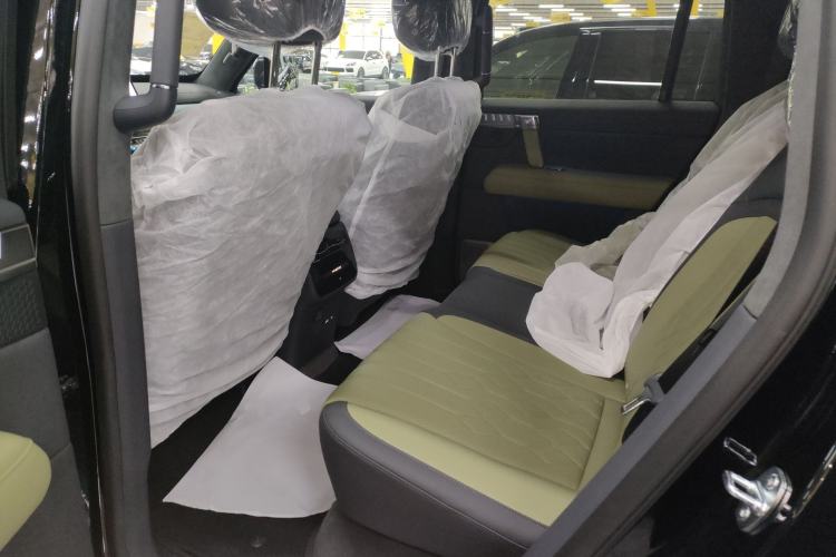 Used Brave warrior M817 2025 Model, Pro Left Rear Seat