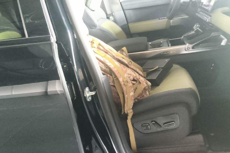 Used Brave warrior M817 2025 Model, Pro Right Front Seat