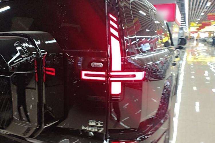 Used Brave warrior M817 2025 Model, Max Right Rear Taillight