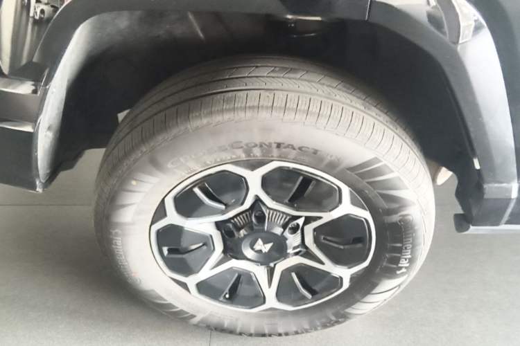 Used Brave warrior M817 2025 Model, Pro Right Rear Wheel Hub