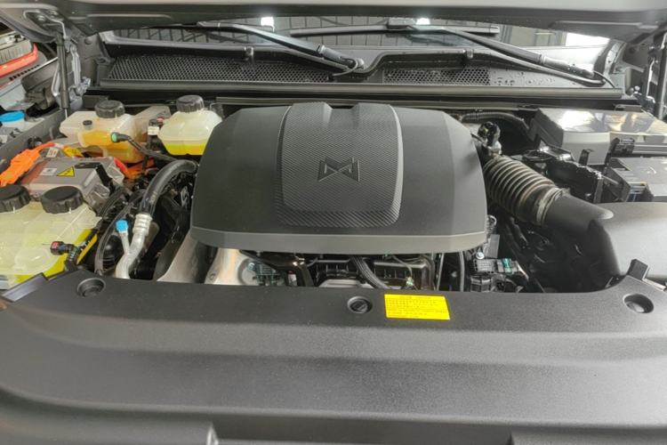 Used Brave warrior M817 2025 Model, Max Engine Bay