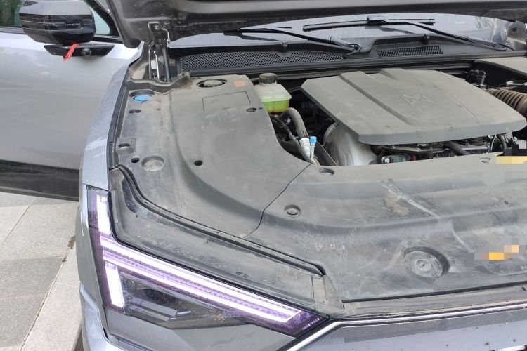 Used Brave warrior M817 2025 Model, Max Engine Bay Right