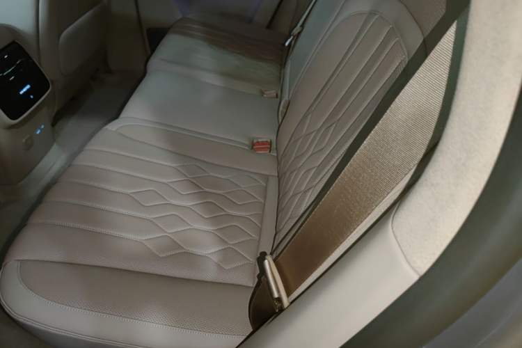 Used Brave warrior M817 2025 Model, Max Left Rear Seat