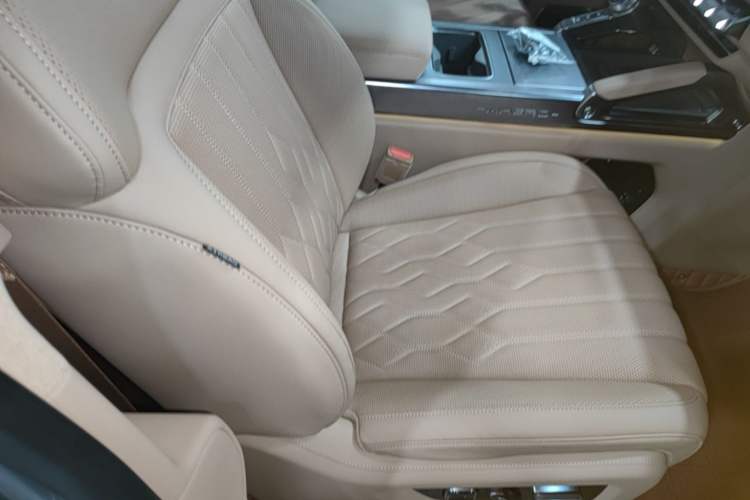 Used Brave warrior M817 2025 Model, Max Right Front Seat