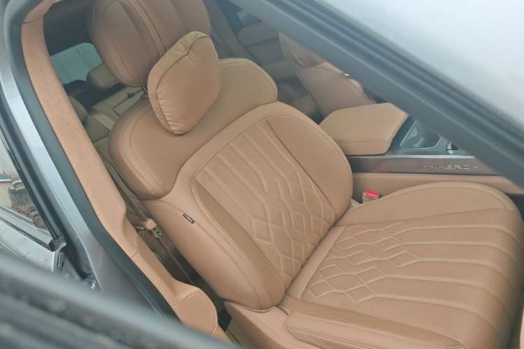 Used Brave warrior M817 2025 Model, Max Right Front Seat