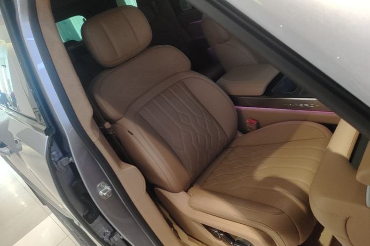 Used Brave warrior M817 2025 Model, Max Right Front Seat