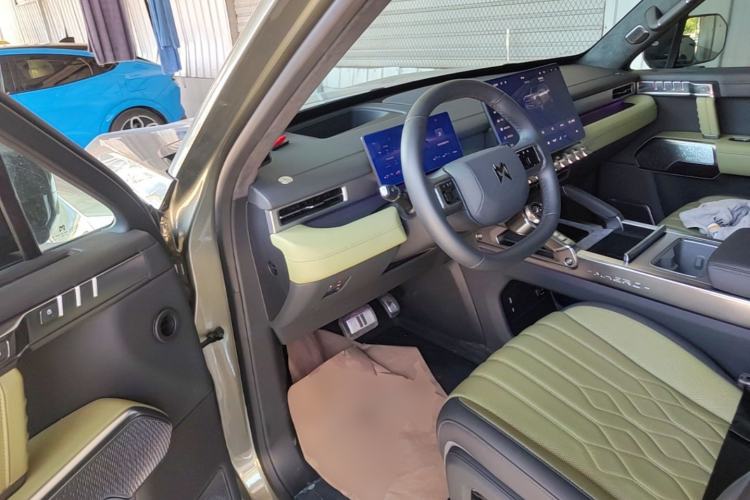 Used Brave warrior M817 2025 Model, Hero Driver Seat
