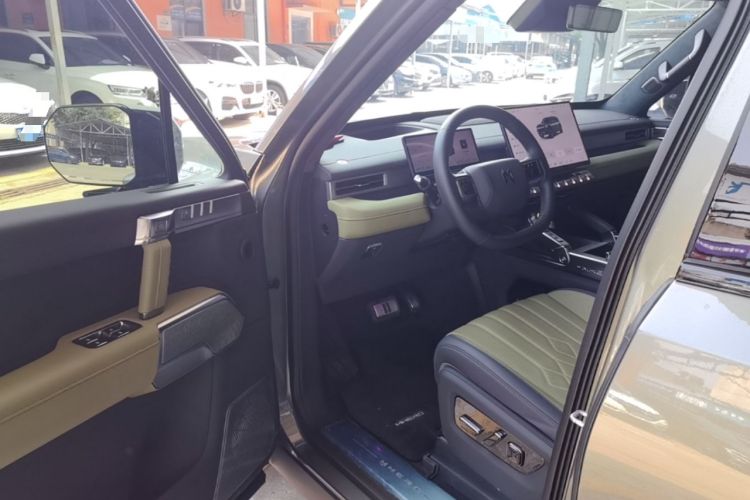 Used Brave warrior M817 2025 Model, Hero Driver Seat