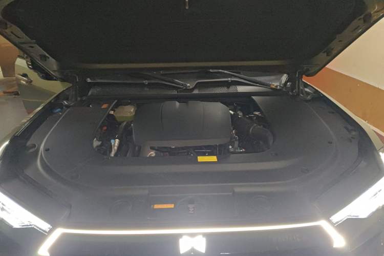 Used Brave warrior M817 2025 Model, Max Engine Bay