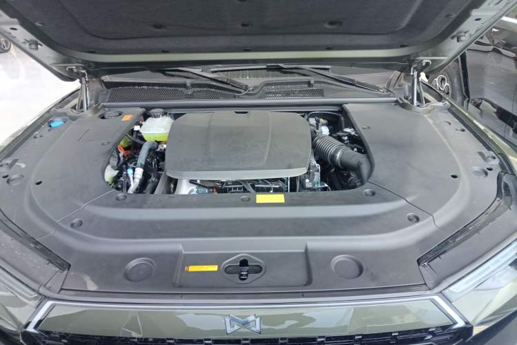 Used Brave warrior M817 2025 Model, Max Engine Bay