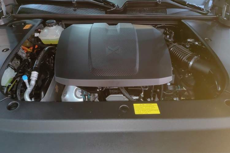 Used Brave warrior M817 2025 Model, Max Engine Bay