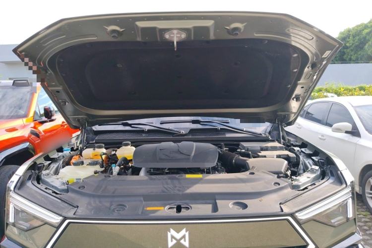 Used Brave warrior M817 2025 Model, Max Engine Bay