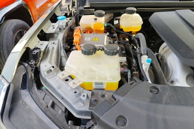 Used Brave warrior M817 2025 Model, Max Engine Bay Right