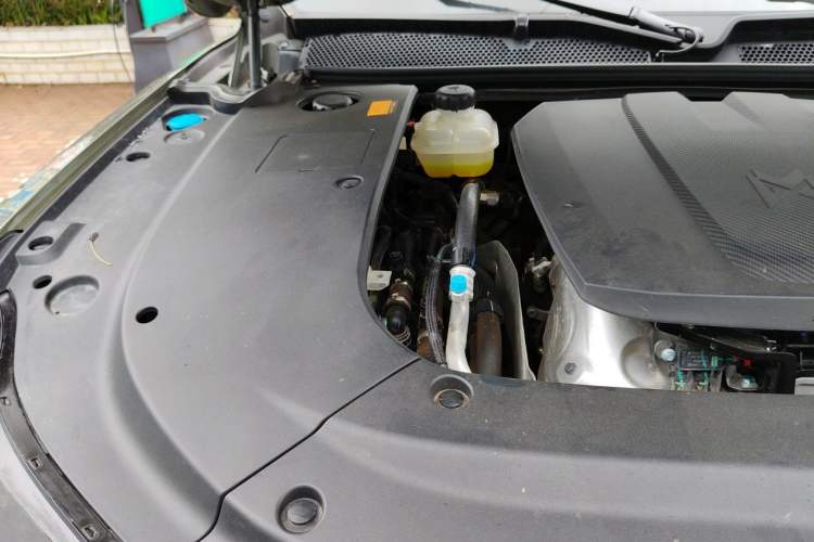 Used Brave warrior M817 2025 Model, Max Engine Bay Right