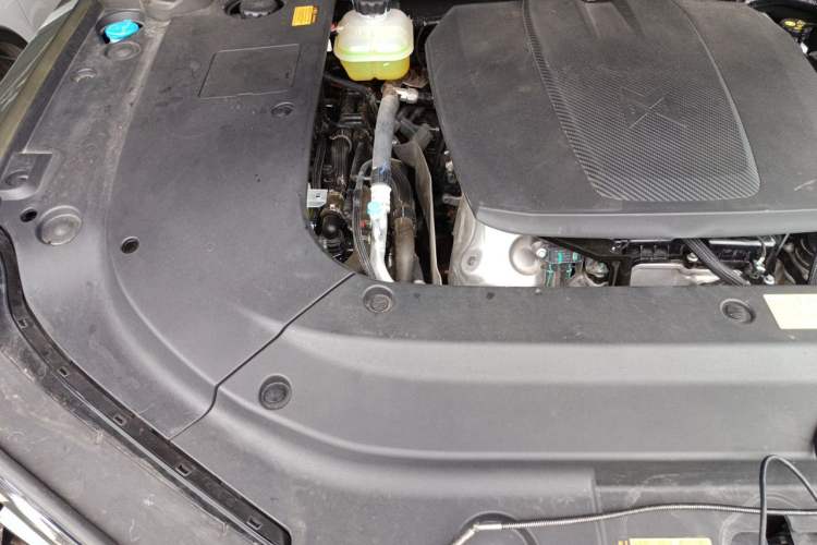 Used Brave warrior M817 2025 Model, Max Engine Bay Right