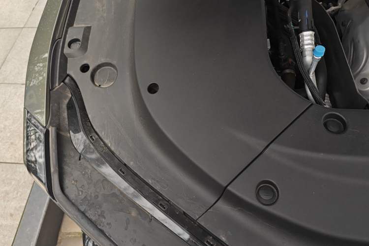 Used Brave warrior M817 2025 Model, Pro Engine Bay Right