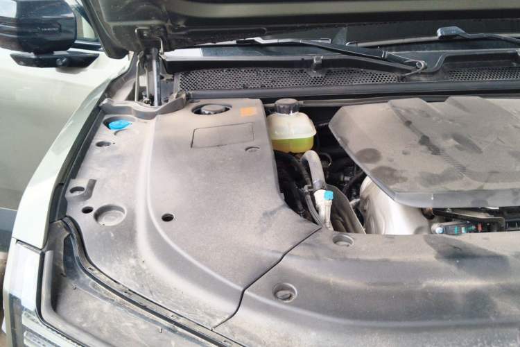 Used Brave warrior M817 2025 Model, Max Engine Bay Right
