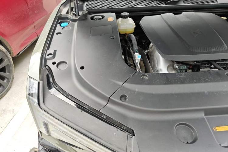 Used Brave warrior M817 2025 Model, Max Engine Bay Right