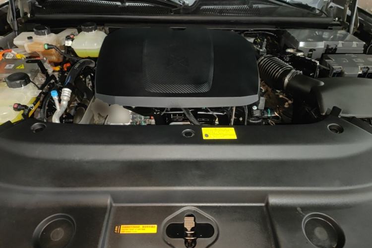 Used Brave warrior M817 2025 Model, Max Engine Bay