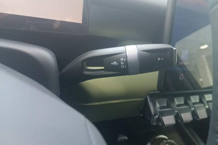 Used Brave warrior M817 2025 Model, Max Gear Lever