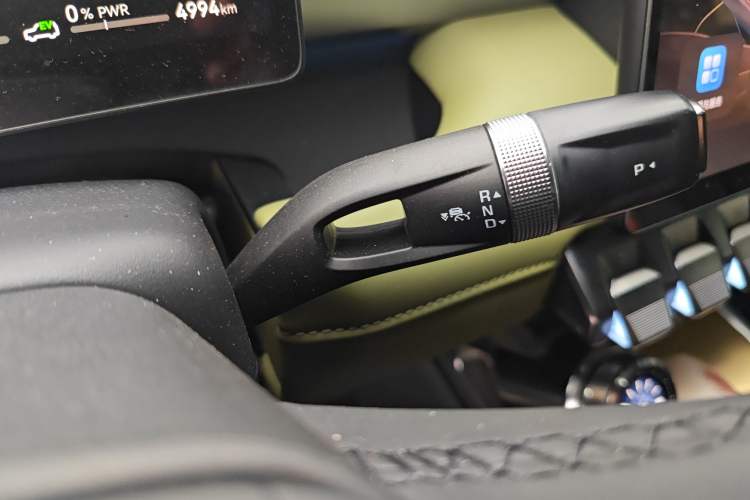 Used Brave warrior M817 2025 Model, Pro Gear Lever