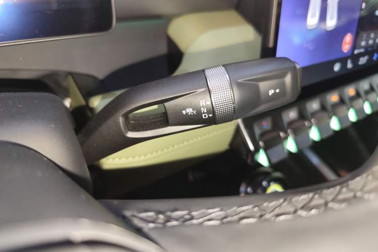 Used Brave warrior M817 2025 Model, Pro Gear Lever