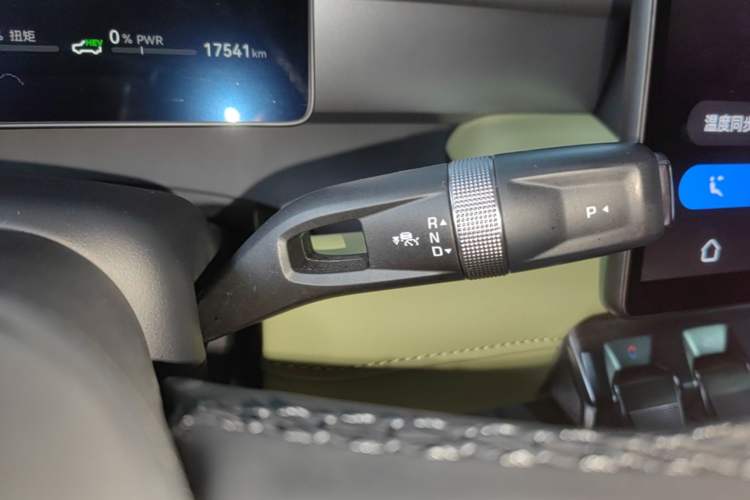 Used Brave warrior M817 2025 Model, Max Gear Lever