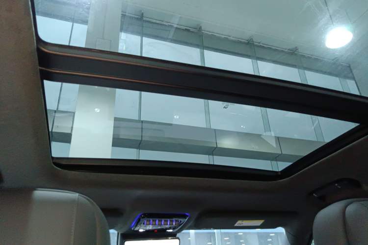 Used Brave warrior M817 2025 Model, Hero Headliner