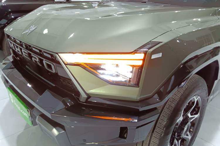 Used Brave warrior M817 2025 Model, Hero Left Front Headlight