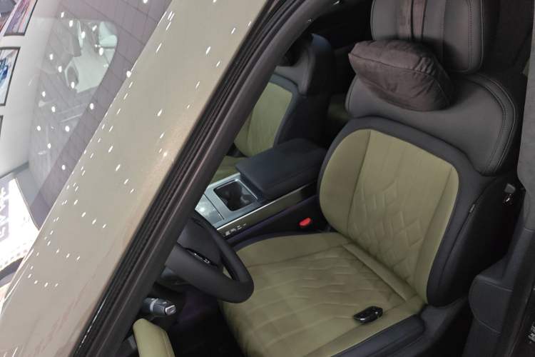 Used Brave warrior M817 2025 Model, Pro Left Front Seat