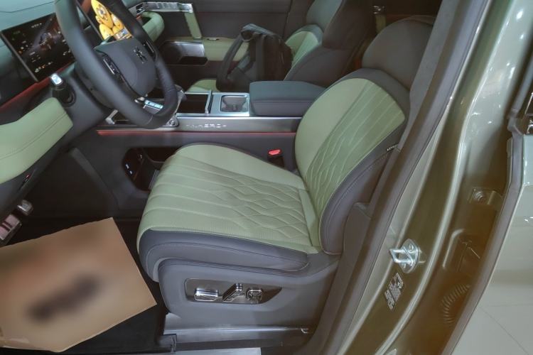 Used Brave warrior M817 2025 Model, Max Left Front Seat
