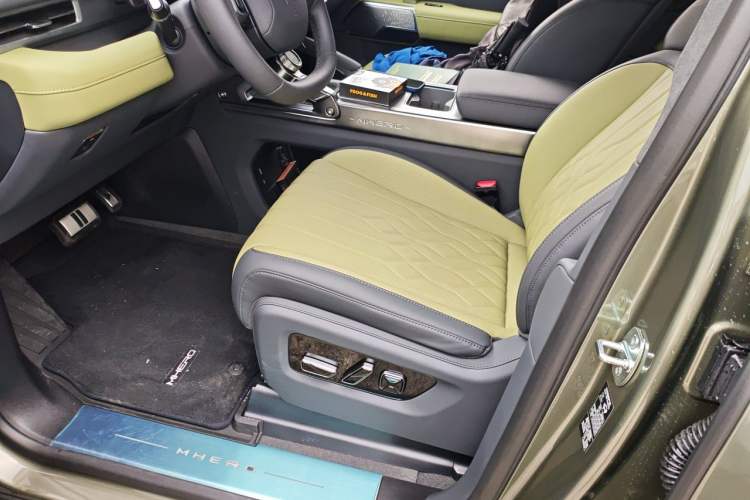 Used Brave warrior M817 2025 Model, Max+ Left Front Seat